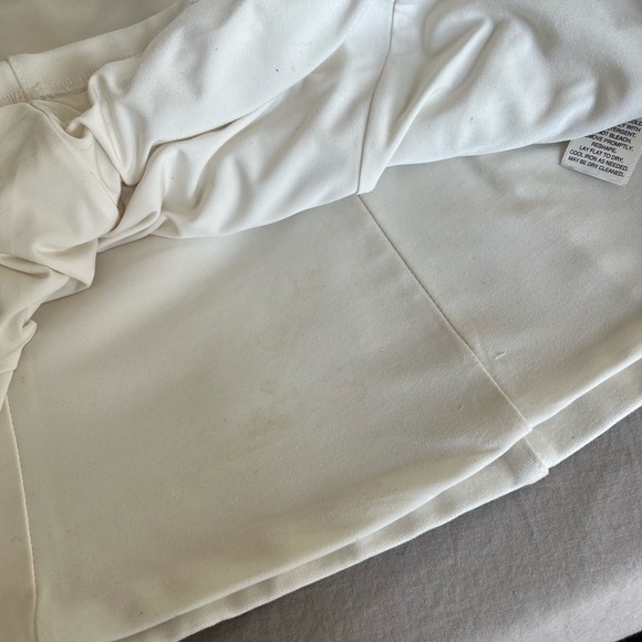 White House Black Market Blouse - Picture 7 of 7